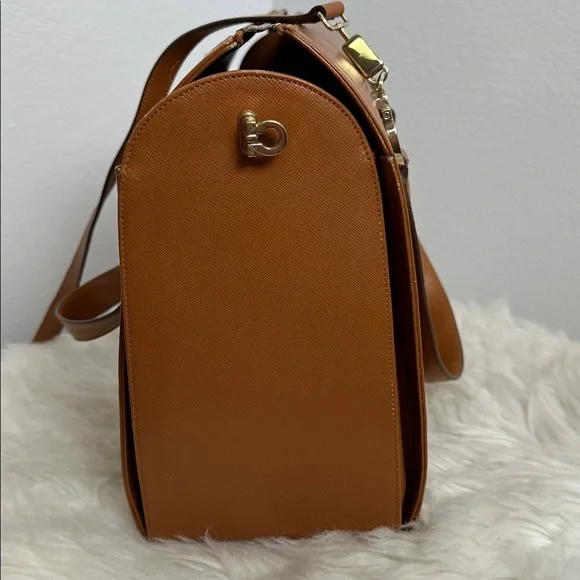 💯 Authentic Salvatore Ferragamo Boston Bag Leather🍀 - Picture 11 of 17